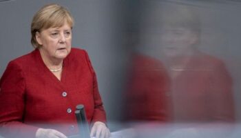 Angela Merkel: Ex-Kanzlerin erklärt, dem Hosenanzug »mit zum Durchbruch« verholfen zu haben