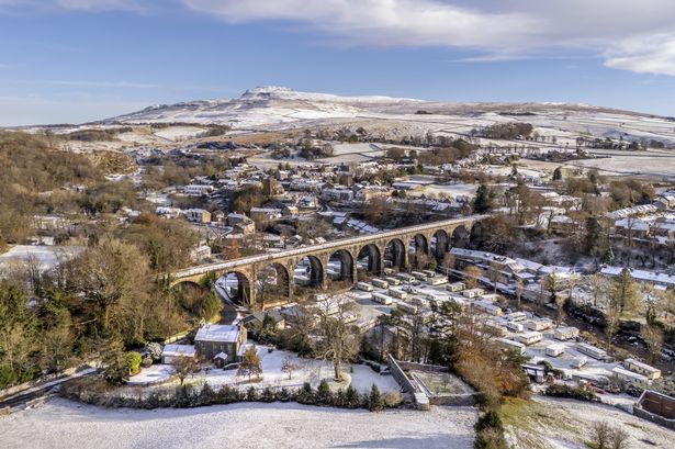 Met Office forecasts snow as brutal -12C temperature change sends Brits shivering