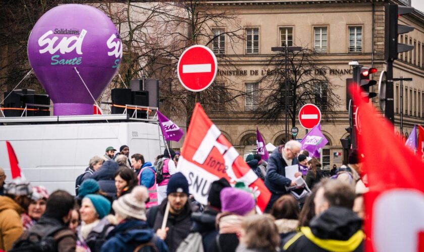 La délégitimation des fonctionnaires s’étend et s’accélère. A quel prix ?