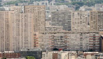 Adolescent tué au couteau à Paris : un "meurtre" devant le lycée Rodin, les suspects recherchés