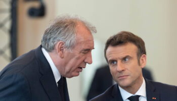 Gouvernement Bayrou : Macron met la pression sur la liste des ministres