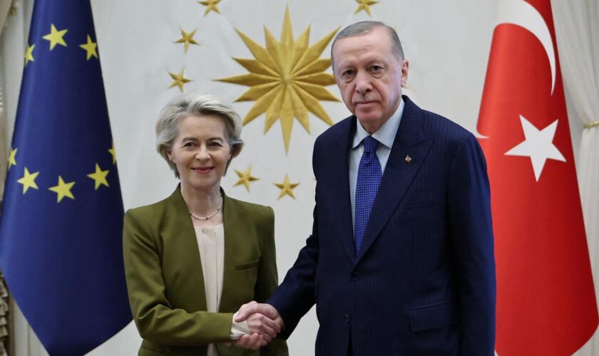 EU-Kommissionspräsidentin: Von der Leyen plant Milliardenhilfen für Geflüchtete in der Türkei