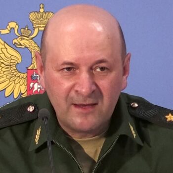 Le général russe Igor Kirillov, lors d'un point presse à Kubinka, après une attaque chimique syrienne dans la région de Douma, en Syrie, en 2018.