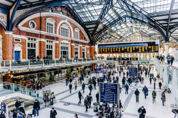 London Liverpool Street station 'completely evacuated' as police descend on scene