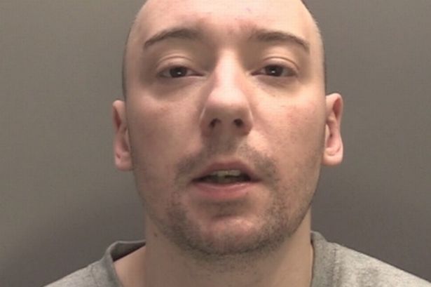 Thug stabbed his drug dealer 15 times on his doorstep in argument over £25 debt