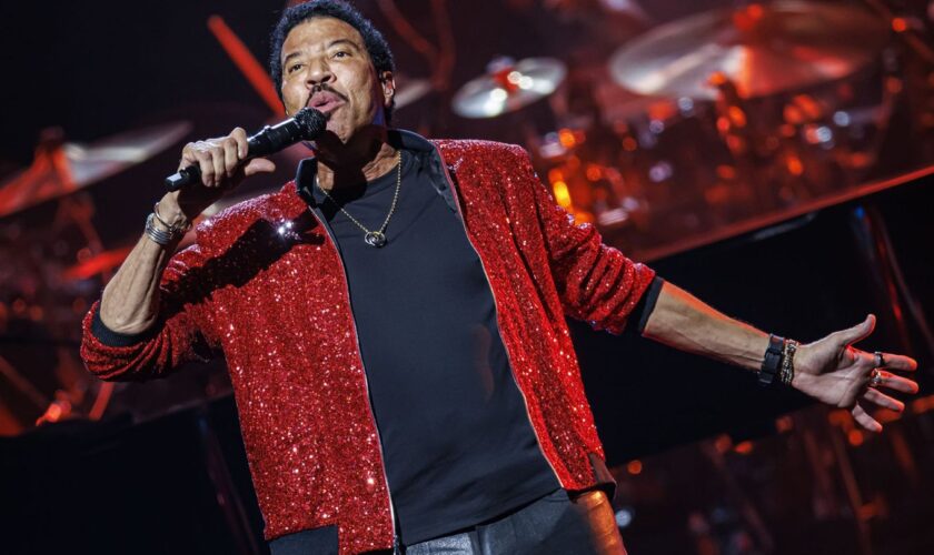 In den letzten Jahren trat Lionel Richie auf vielen Festivals auf. 2025 gibt er auf seiner Europa-Tournee fünf Konzerte in Deuts