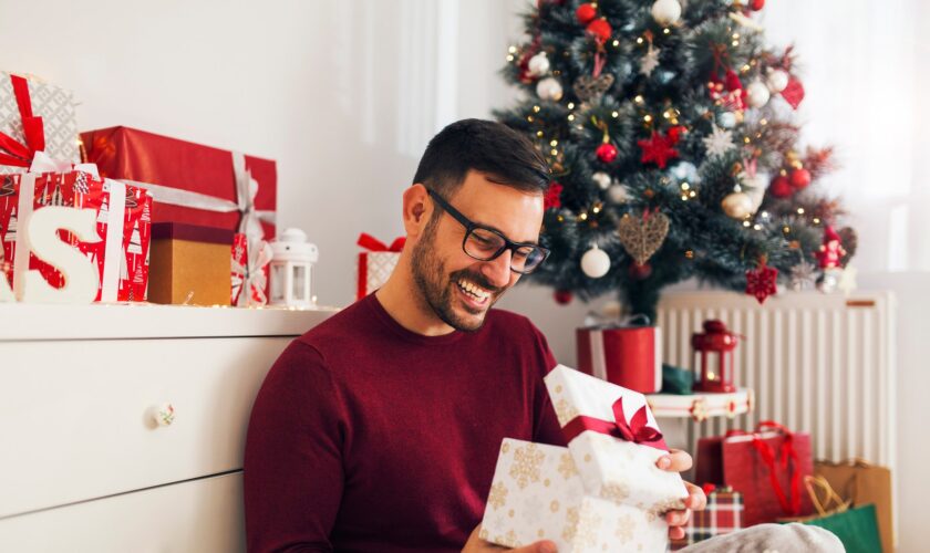 Trending gifts for him this Christmas