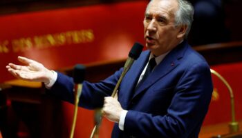 François Bayrou : des “débuts difficiles” et une “incroyable maladresse”