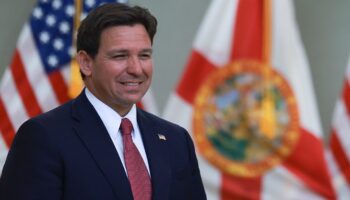 DeSantis slams 'false media narratives' on illegal immigration response as report shows Florida's economy grew