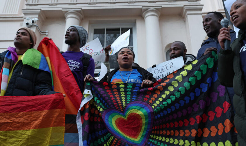 Au Ghana, la Cour suprême autorise un projet de loi anti-LGBT+