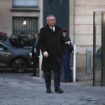 Nouveau gouvernement : Bayrou propose de réunir les forces politiques hors RN et LFI jeudi à Matignon