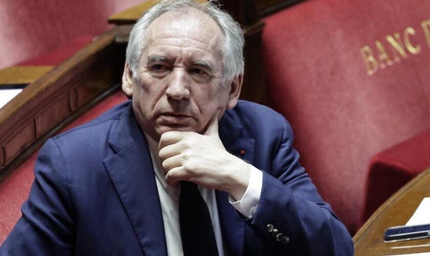 François Bayrou convie les forces politiques jeudi à Matignon, avant d'annoncer son gouvernement