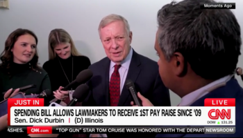 Dem senator clashes with CNN reporter over Congress pay raise: Your paycheck is the same despite low ratings