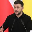 Le président ukrainien Volodymyr Zelensky lors d'une conférence de presse à Lviv, le 17 décembre 2024 en Ukraine