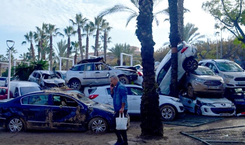 La “nouvelle vie sans voiture” des sinistrés après les inondations de Valence