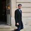 Le chef de file des députés macronistes et président du parti Renaissance Gabriel Attal à Matignon, à Paris, le 16 décembre 2024