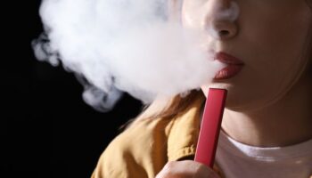 Festive vape flavour warning as 'alarming' number of young people hospitalised