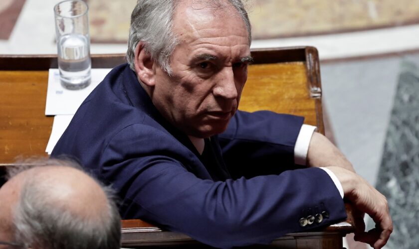 L’actu à La Loupe : François Bayrou, la Ve République et le désordre politique