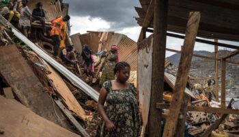 Dans les décombres de Mayotte, “nous n’avons pas vu un seul fonctionnaire français”