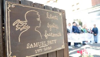 Procès de l’assassinat de Samuel Paty : les amis du tueur, Naïm Boudaoud et Azim Epsirkhanov, condamnés à 16 ans de réclusion criminelle