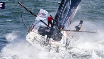 Vendée Globe: Segler Speed-Rennen mitten im Pazifik