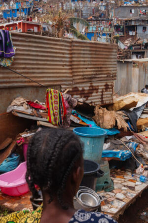 Une semaine après le cyclone Chido, les habitants de Mayotte attendent encore de l'aide