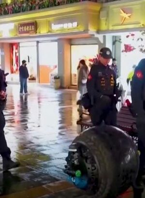 China unleashes terrifying heavily armed robocop that can chase down suspects