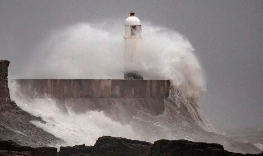 Storm Bert: Strong Waves Hitting Porthcawl Caption ** STORY AVAILABLE, CONTACT SUPPLIER** Where: Porthcawl, Wales, United Kingdom When: 23 Nov 2024 Credit: Joann Randles/Cover Images (Cover Images via AP Images)