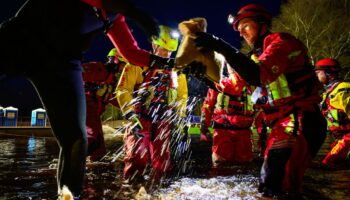 Beim Weihnachtshochwasser um den Jahreswechsel 2023/2024 erhielten die ehrenamtlichen Wasserretter viel Applaus von der Politik,