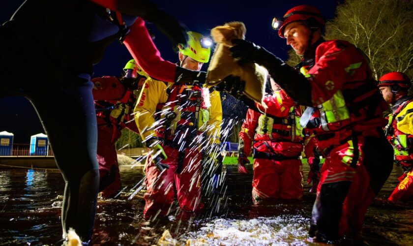 Beim Weihnachtshochwasser um den Jahreswechsel 2023/2024 erhielten die ehrenamtlichen Wasserretter viel Applaus von der Politik,