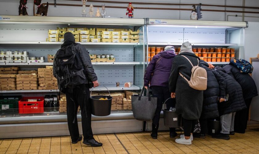 Jede vierte Tafel im Südwesten nimmt aktuell keine neuen Kunden auf. Foto: Christoph Schmidt/dpa