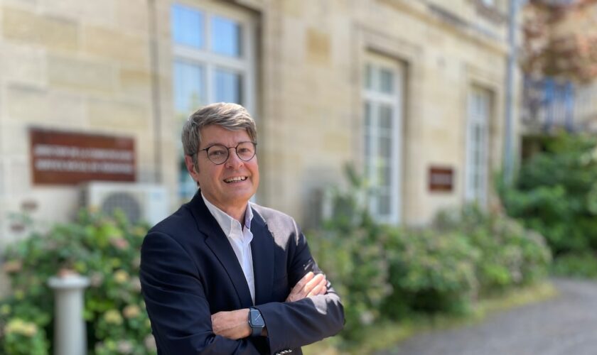 Le Pr. Mathieu Molimard, pharmacologue, est chef de service au CHU de Bordeaux.