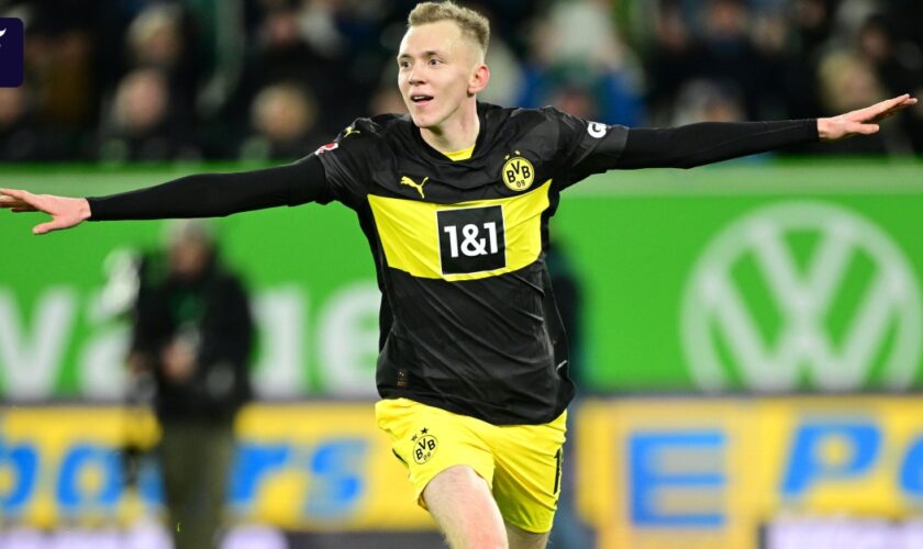 Fußball-Bundesliga: Dortmund gewinnt 3:1 in Wolfsburg