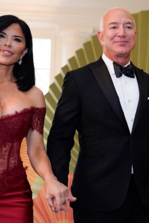 Jeff Bezos denies his Aspen wedding to Lauren Sánchez will cost $600 million