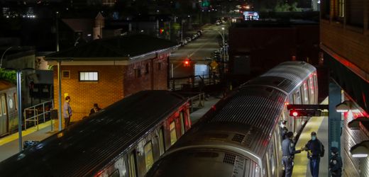 New York: Schlafende Frau in U-Bahn in Brand gesetzt und getötet