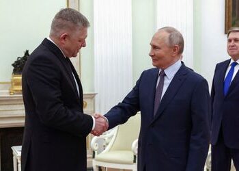 Slowakei: Robert Fico besucht Wladimir Putin im Kreml