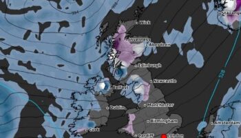 UK weather: Britain to be blanketed in snow within days as winter storm moves in