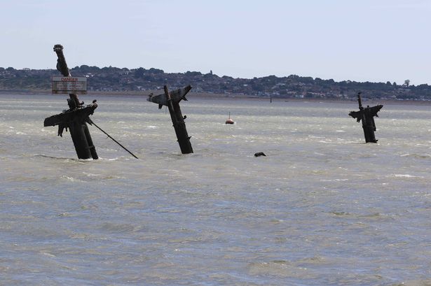 Bomb-laden 'Doomsday WW2 shipwreck' sunk in the River Thames could unleash poison gas