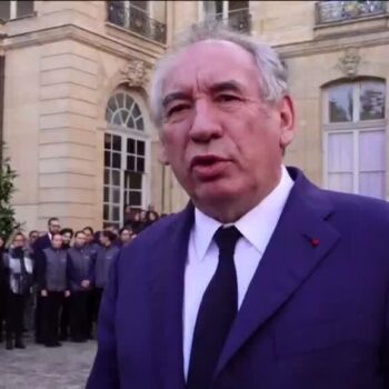 Deuil national pour Mayotte : François Bayrou s'exprime après la minute de silence