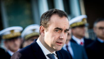 Sébastien Lecornu parti pour rester au ministère des Armées, le tour de force de Macron ?