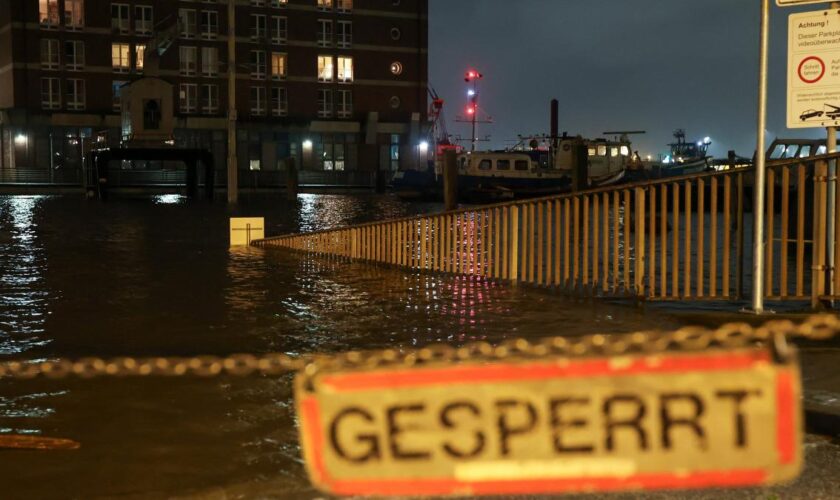 Stürmisches Wetter an der Küste – Helgoland-Fähre verkehrt nicht