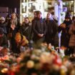 Mémorial improvisé près du lieu de l'attaque à la voiture-bélier sur un marché de Noël à Magdebourg, dans l'est de l'Allemagne, le 21 decembre 2024