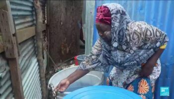 "On est obligés de se débrouiller" : à Mayotte, l'eau potable manque toujours