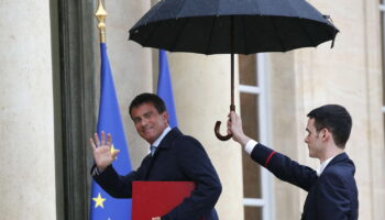 Manuel Valls ministre des Outre-mer : pourquoi Bayrou l'a nommé à ce poste