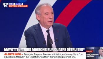 Mayotte : François Bayrou ne croit pas aux « chiffres terrifiants » du bilan après le passage du cyclone Chido