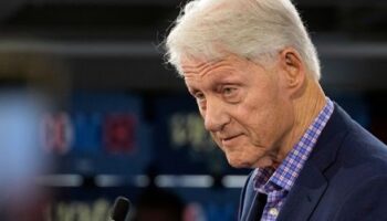 Ehemaliger US-Präsident Bill Clinton mit Fieber im Krankenhaus