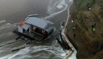 „Sie riskieren Ihr Leben“ – Seebrücke in Kalifornien eingestürzt