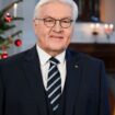 Bundespräsident Steinmeier wirbt zu Weihnachten für den Zusammenhalt in der Gesellschaft Foto: Annegret Hilse/Reuters/Pool/dpa