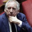 Le gouvernement de François Bayrou décrié par les oppositions