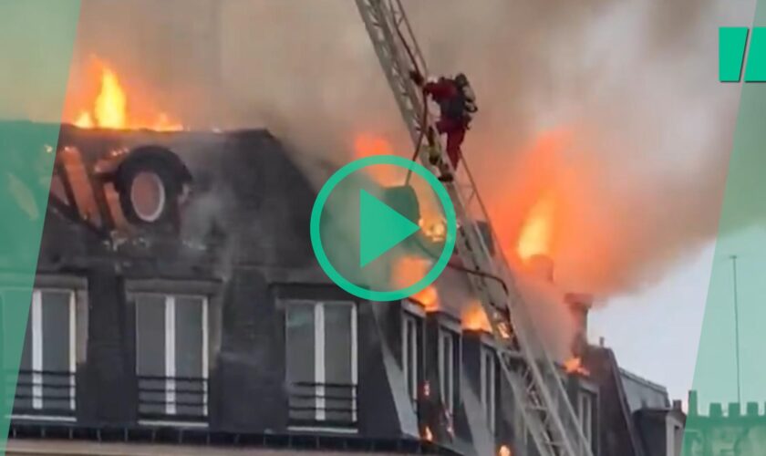 Indendie à Paris : les images impressionnantes du feu dans un immeuble du quartier Saint-Lazare